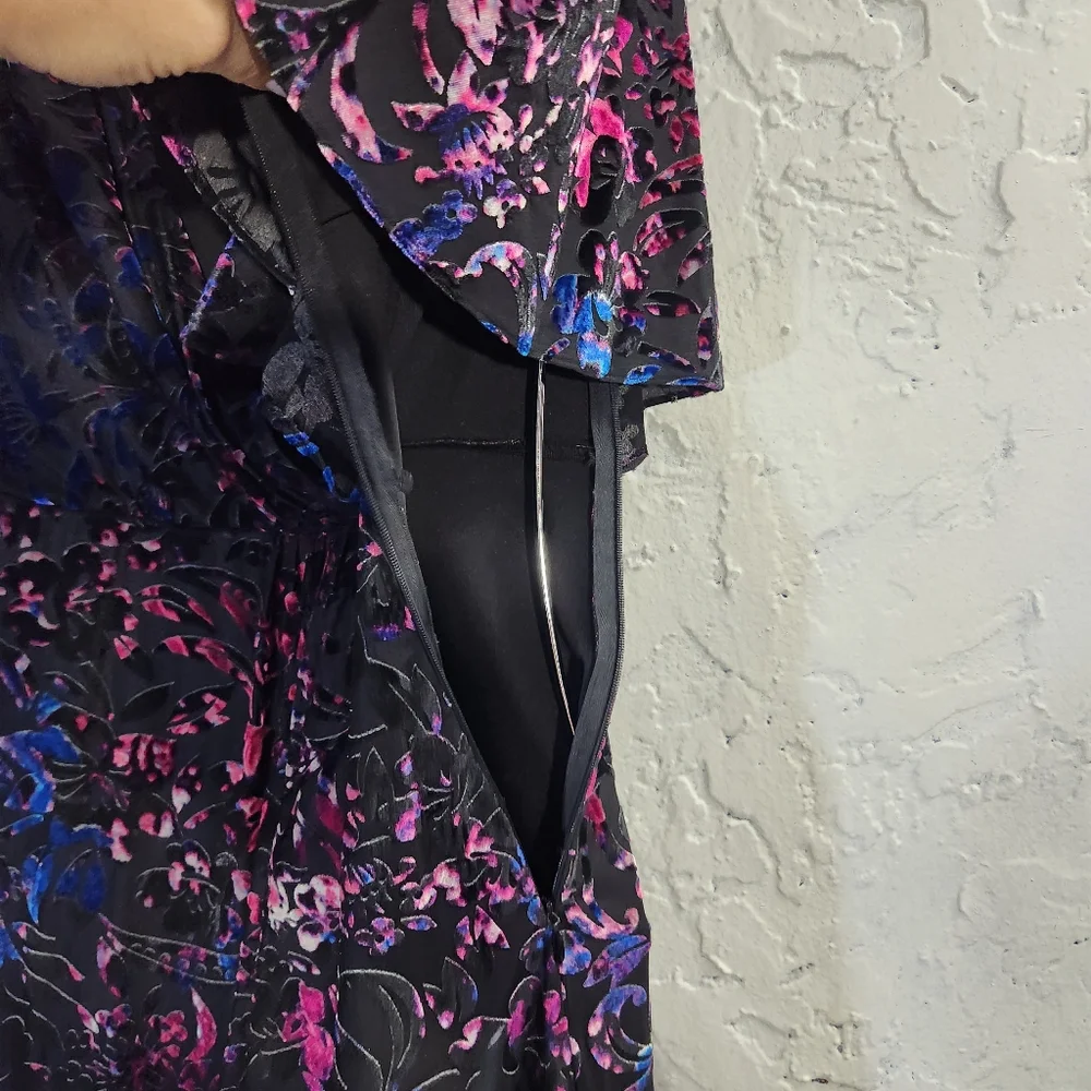 Vicky Tiel  Multicolor Velvet Pop Art  Bat Wings Midi Dress Size SMall Medium - Picture 9 of 11